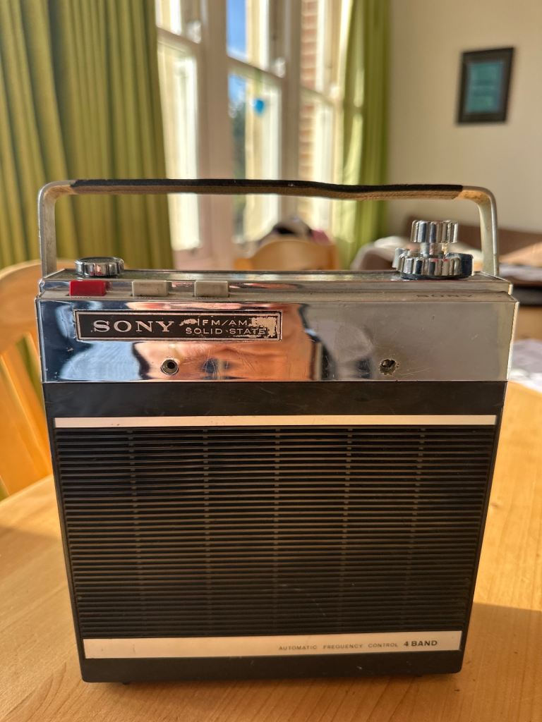Sony FM/AM Radio from 1960s/70s