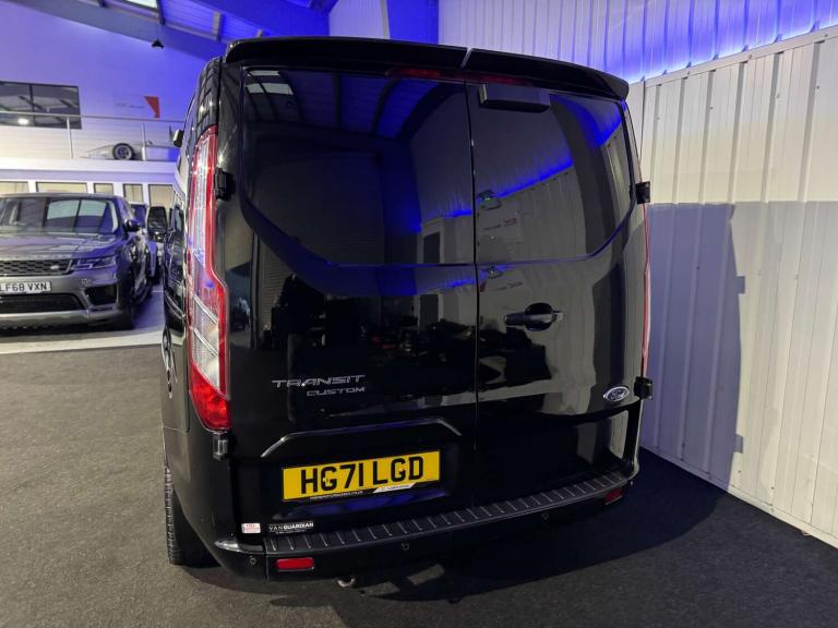 2022 Ford Transit Custom 2.0 Transit Custom 300 Limited EcoBlue 5dr Panel Van Diesel Manual