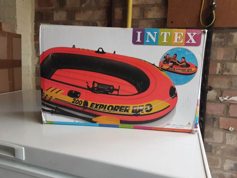 Inflatable dingy