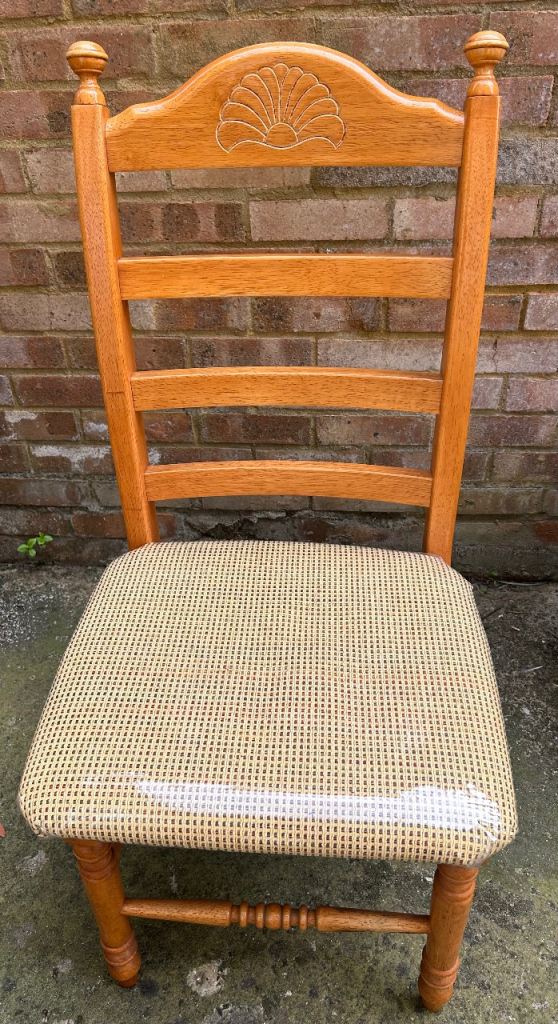 2 DIY Italian Wooden Chairs Completed.