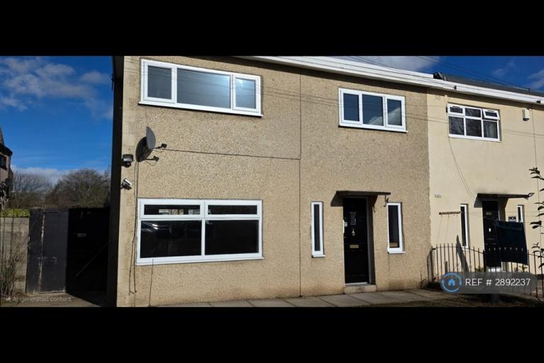 3 bedroom house in Northdale Crescent, Bradford, BD5 (3 bed) (#2892237)