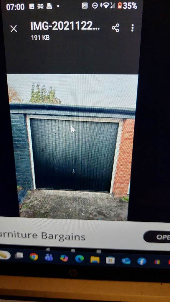 WANTED LOCK UP GARAGE FREEHOLD ONLY.   CASH BUYER