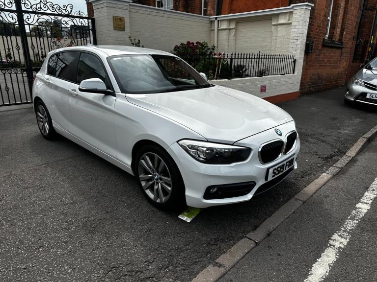 2019 BMW 1 Series 118i [1.5] Sport 5dr [Nav/Servotronic] Step Auto HATCHBACK Petrol Automatic