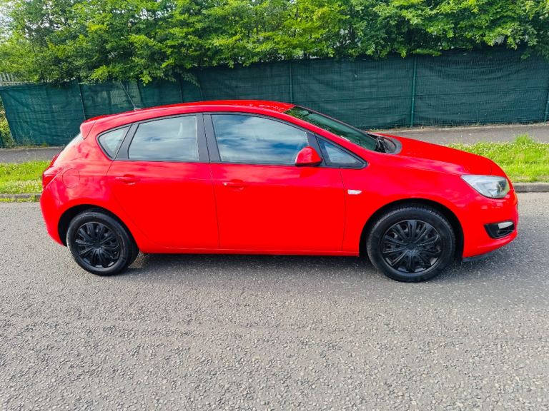 2012-12 PLATE - LOW INSURANCE 1.4 - VAUXHALL ASTRA  1.4 5 DRS *MOT- 1 YEAR  like ford focus mazda 3