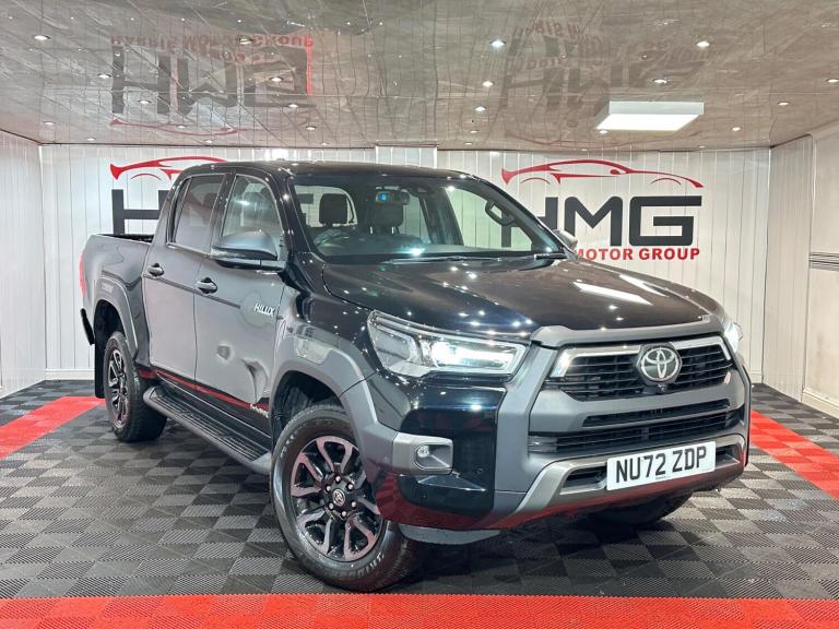  Toyota Hilux 2.8 D-4D Invincible X Auto 4WD Euro 6 (s/s) 4dr Diesel Automatic