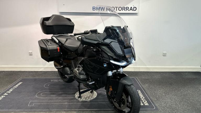 2025 BMW R1300 R1300 RT LE (25MY) TOURER PETROL Manual