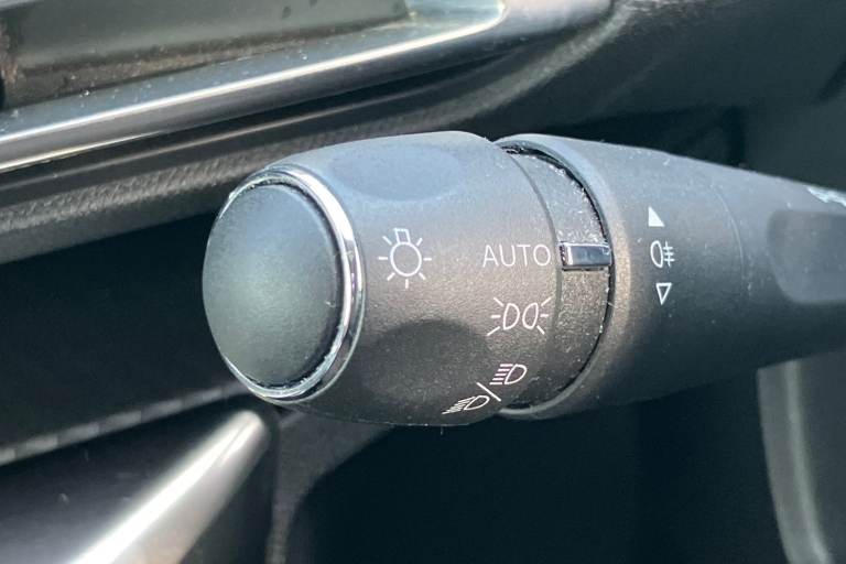 2021 Peugeot 3008 1.2 PureTech Allure 5dr EAT8 Hatchback PETROL Automatic