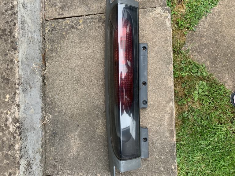 Renault traffic rear light 2001-06 right side o/s