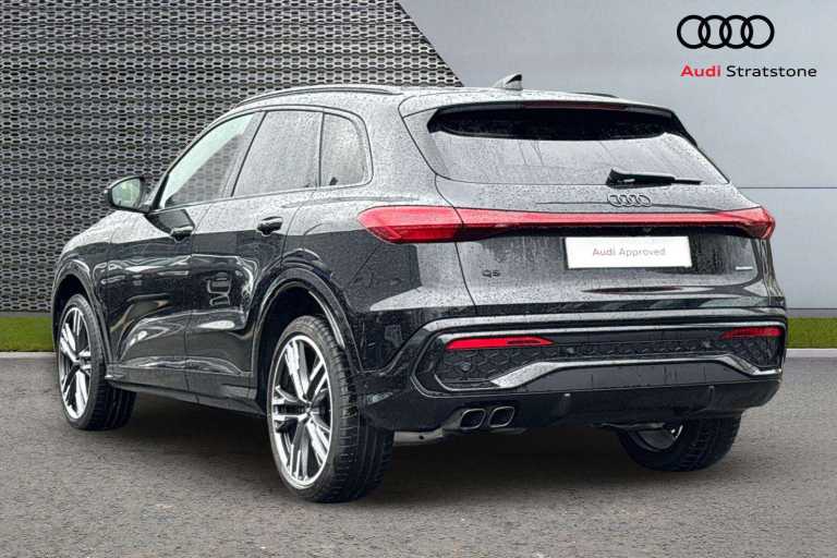  Audi Q5 2.0 TDI Quattro Edition 1 5dr S Tronic SUV Diesel Automatic