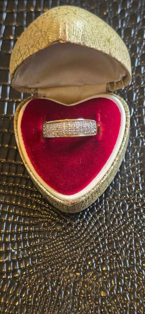 DIAMOND RING HALLMARKED YELLOW GOLD 