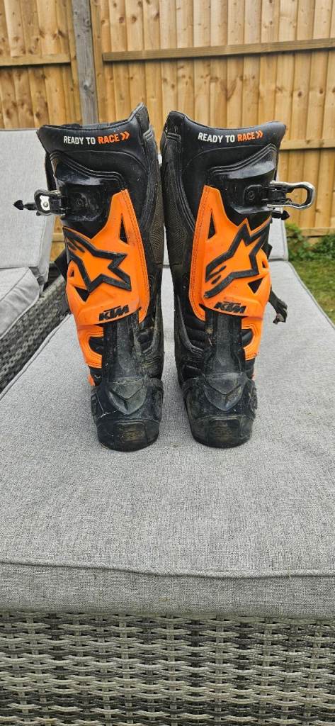 Alpinestar tech 10s