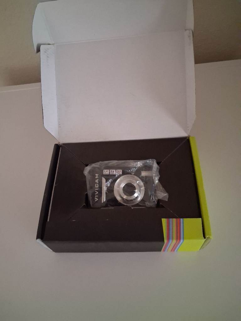 Vivitar digital camera