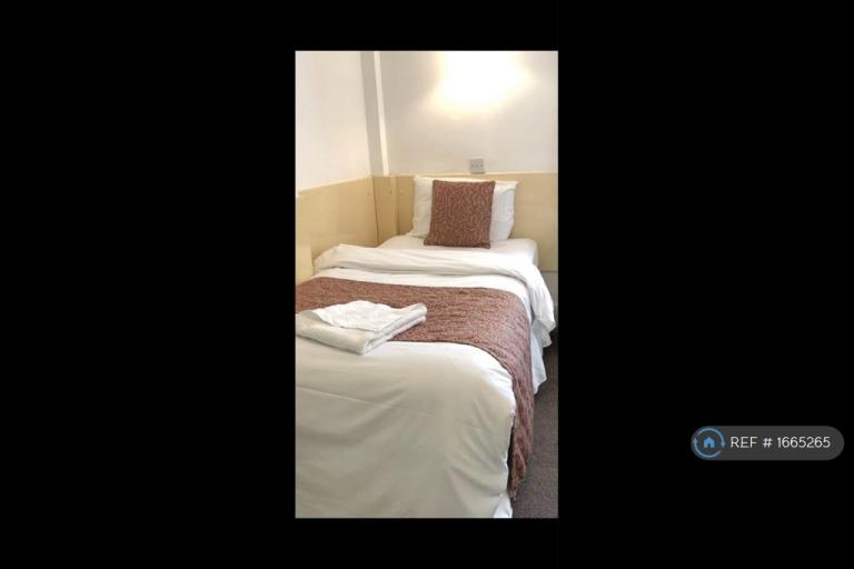 1 bedroom in Edith Grove, London, SW10 (#1665265)