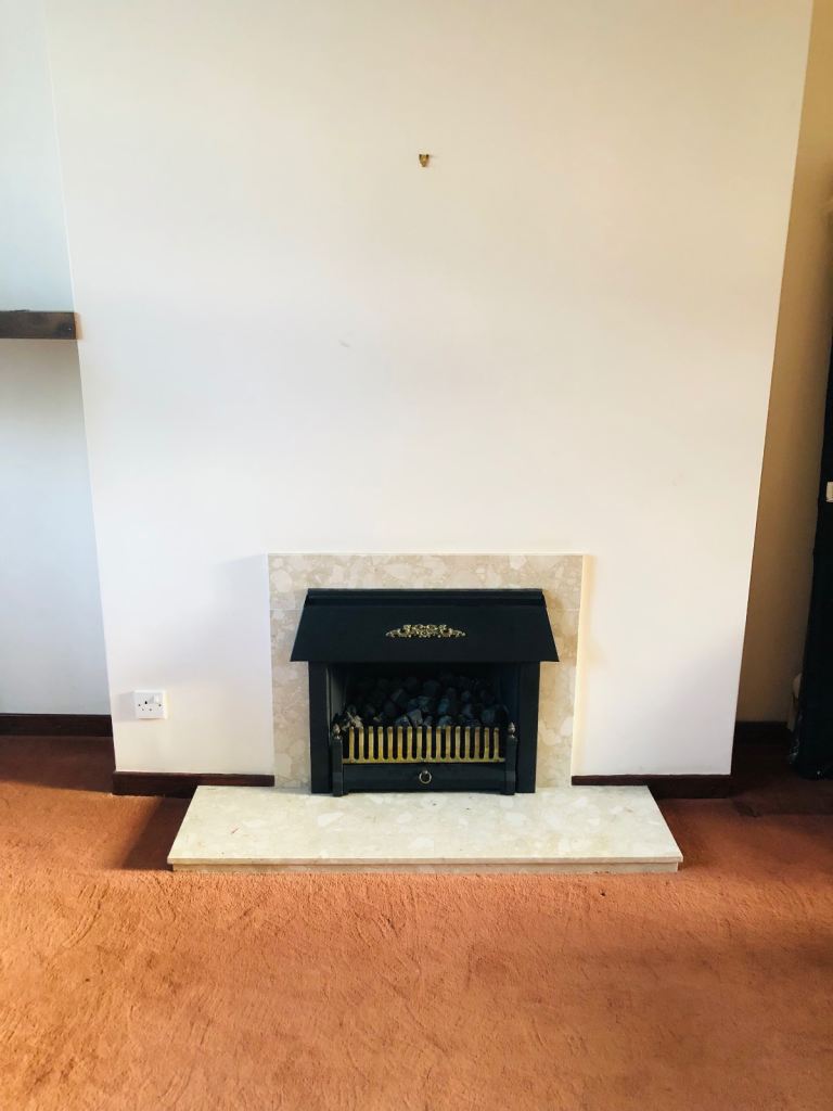 Gas fireplace 