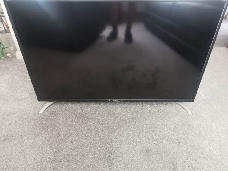 Sharp 40 inch Freeview HD 1080p tv
