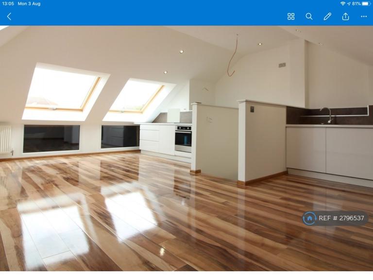 2 bedroom flat in Wells Road, Bristol, BS4 (2 bed) (#2796537)