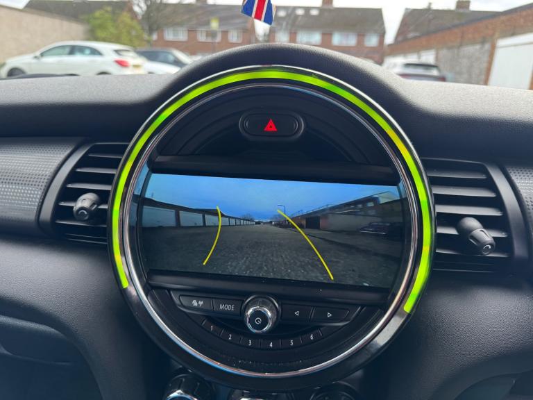 2025 MINI Cooper Cooper SD Auto Euro 6  HATCHBACK Diesel Automatic