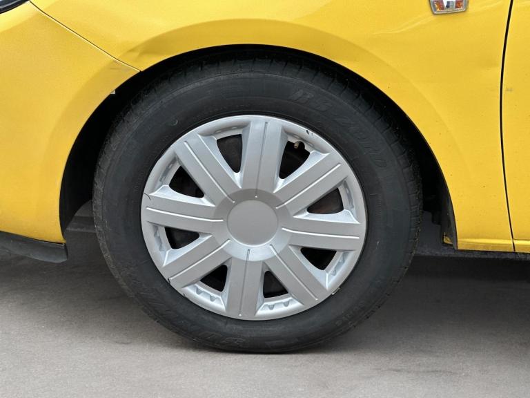 2015 Vauxhall Corsa 1.2i Design Euro 6 3dr HATCHBACK Petrol Manual