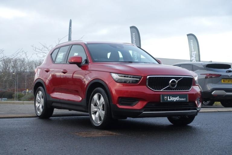 VOLVO XC40 1.5 T3 [163] Momentum 5dr