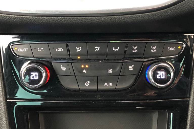 2021 Vauxhall Astra 1.2 Turbo 145 Griffin Edition 5dr Hatchback PETROL Manual