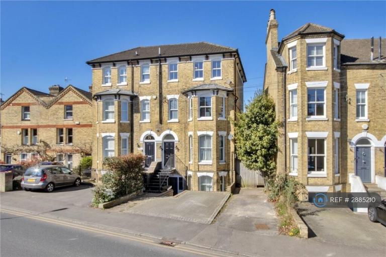 3 bedroom flat in Dartford Road, Sevenoaks, TN13 (3 bed) (#2885210)