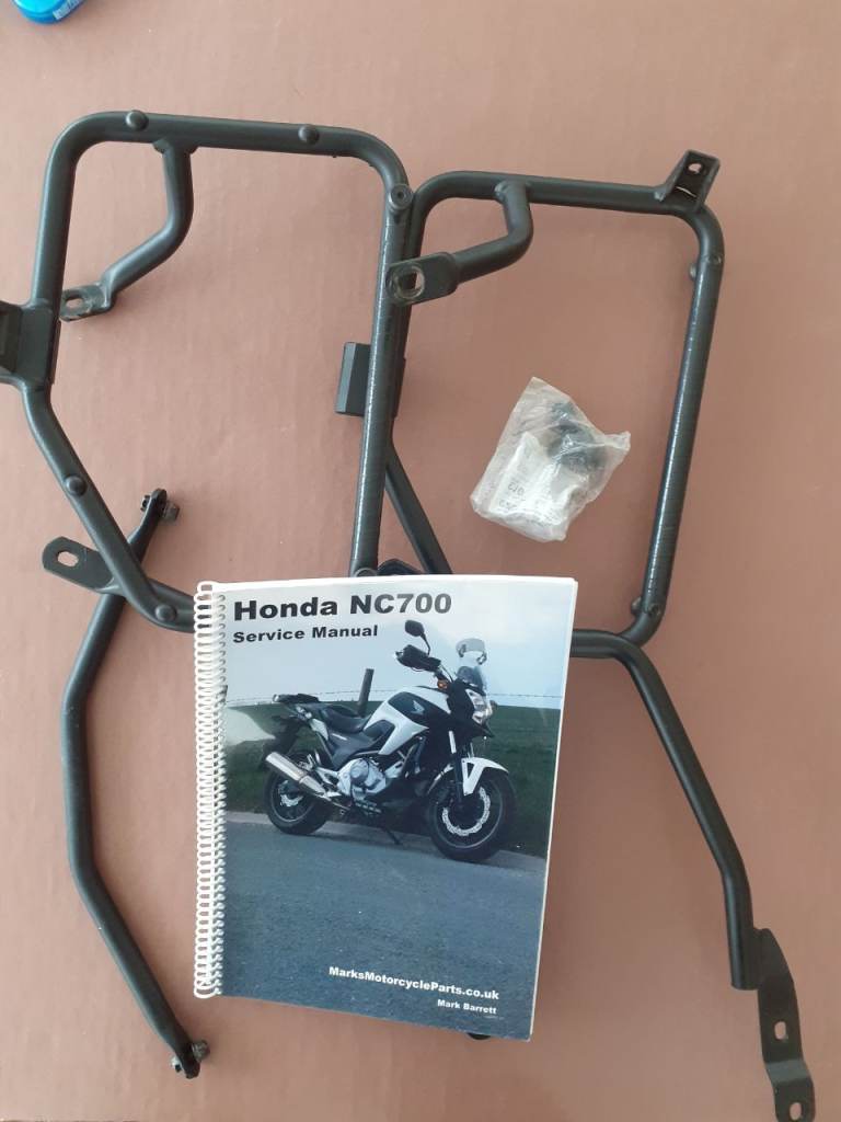 Givi pannier rails & service manual for Honda Nc 700