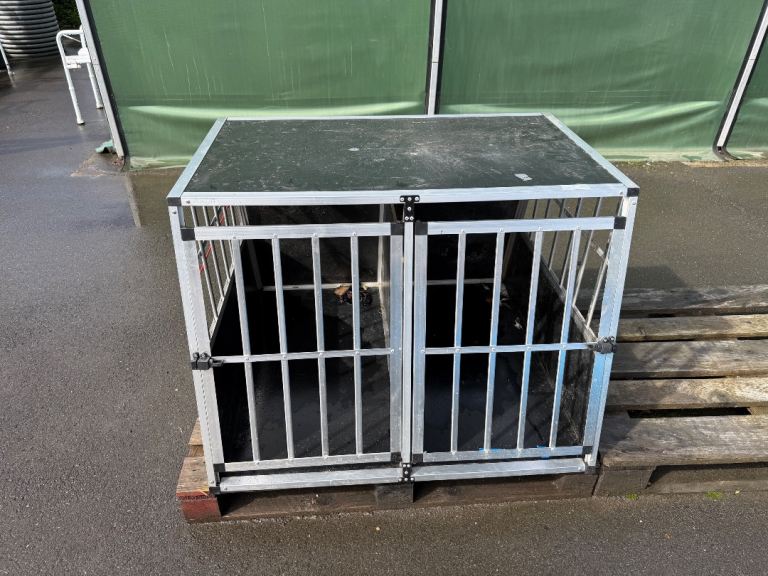 Large Heavy duty Aluminium dog transport crate, twin doors. 