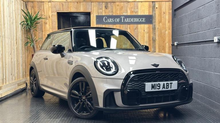  MINI Hatch 1.5 Cooper Sport Euro 6 (s/s) 3dr Petrol Manual