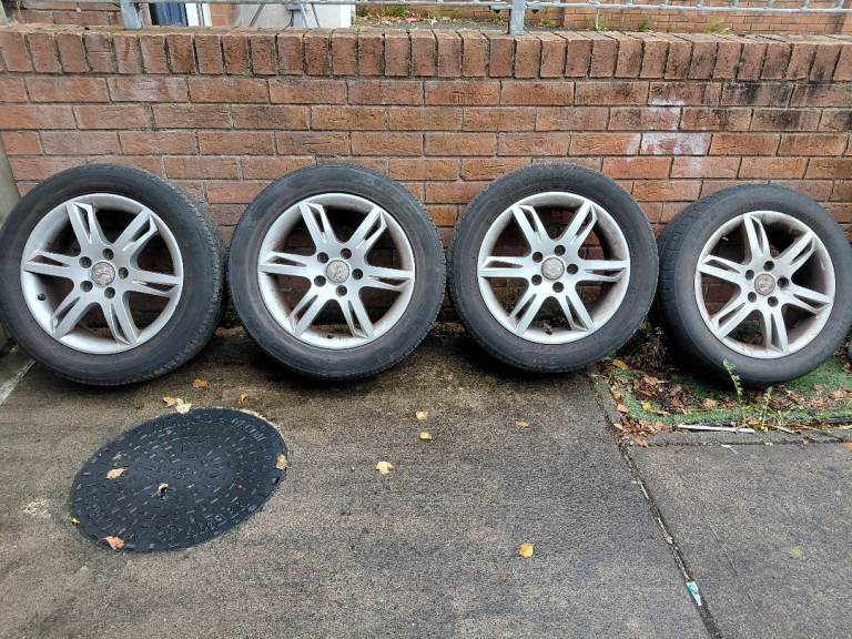 4 x 16inch Seat Leon Alloys