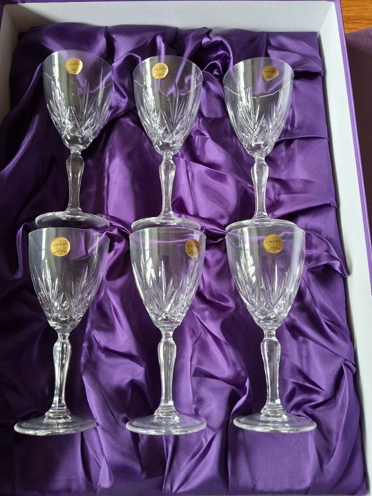 Royal Crystal Rock Siena Wine Glasses x 6