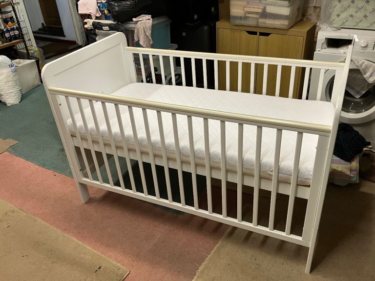 White Wooden Baby Cot Bed with Mattress