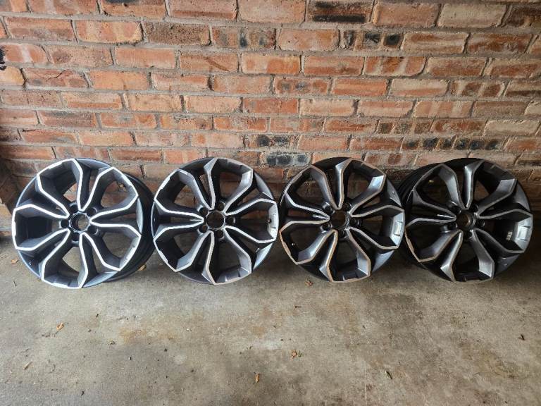 18" Honda Cloverleaf Alloys