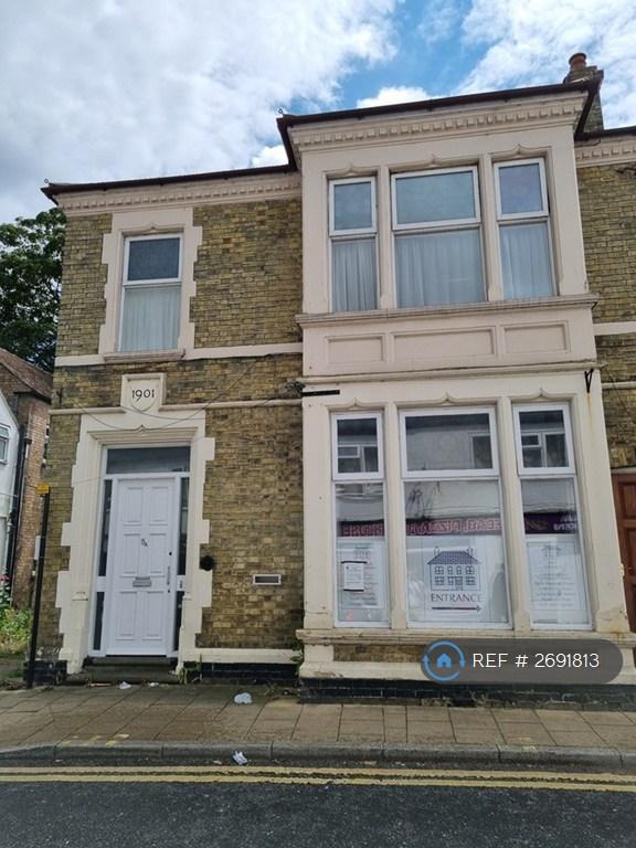 2 bedroom flat in Main Street, Littleport, Ely, CB6 (2 bed) (#2691813)