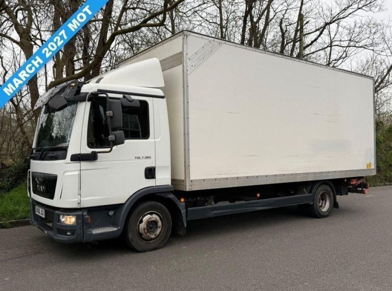 2016 66 MAN TGL 4.6 7.180 4X2 180 BHP AUTOMATIC 7.5 TONNE BOX VAN WITH TAILLIFT
