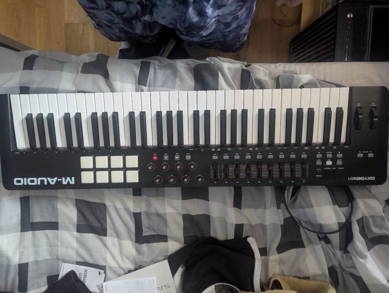 M-Audio Oxygen 61 keyboard 