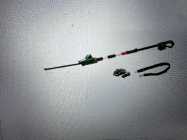 Bosch universal hedgepole 18