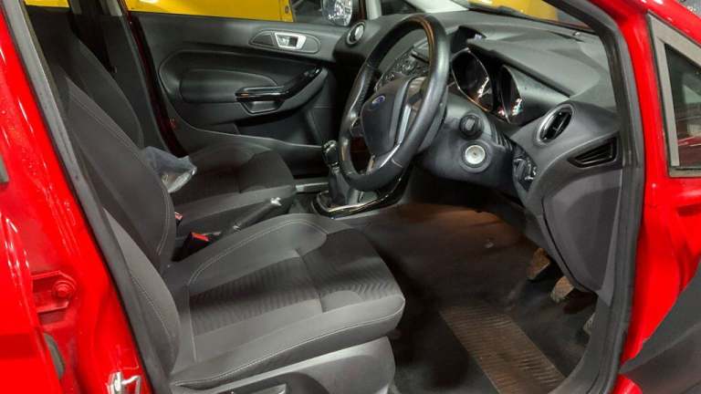  Ford Fiesta 1.0T EcoBoost Zetec Euro 6 (s/s) 5dr Petrol Manual