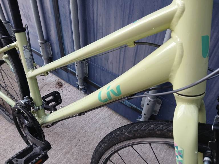 Giant Liv Alight 3 Womens Girls Hybrid Bike - X Small