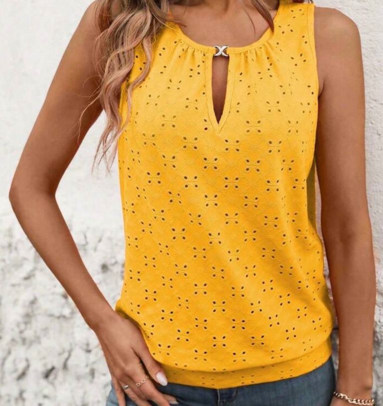 New Size Large Will Fit Size 14 & 16 Hollow Key Hole Top, Stretchy 
