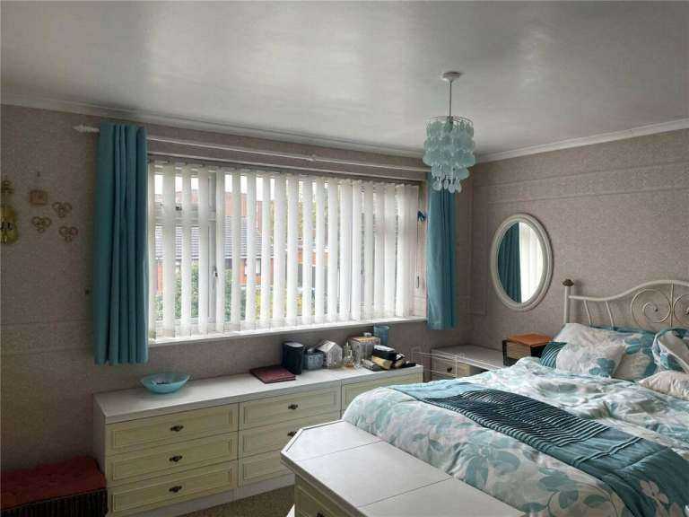 Spacious and Cosy Double Rooms for Rent in - B33 8RD