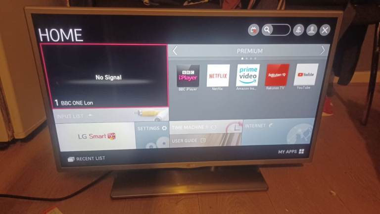 FREE DELIVERY excellent 32 LG LED SMART TV full HDTV 1080p freeveiw channels inbuilt 