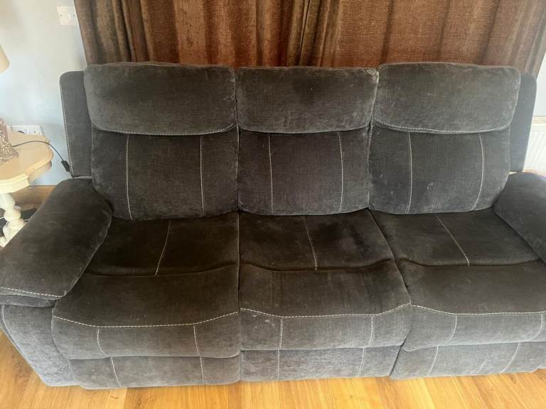  Recliner Suite