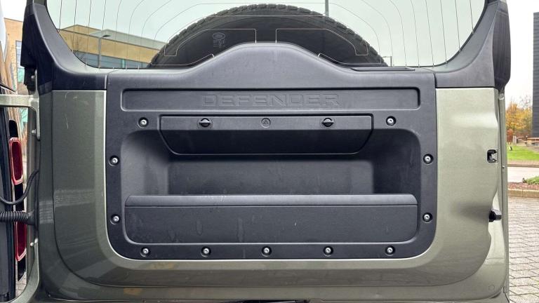  Land Rover Defender 2.0 P300 X-Dynamic SE 90 3dr Auto [6 Seat] SUV Petrol Automatic