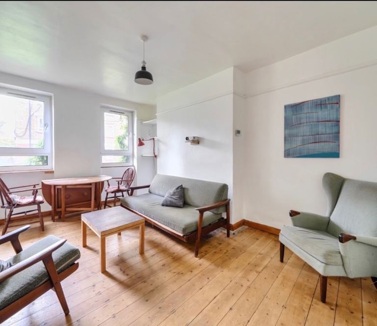 Sublet 2 bedroom flat March- April 