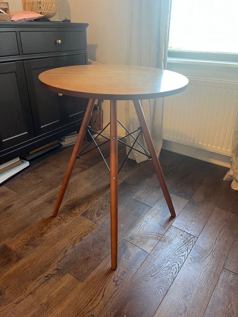 Small Round Dining Table 