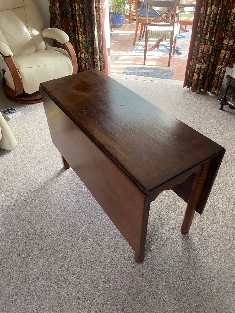 Georgian Drop Leaf dining table