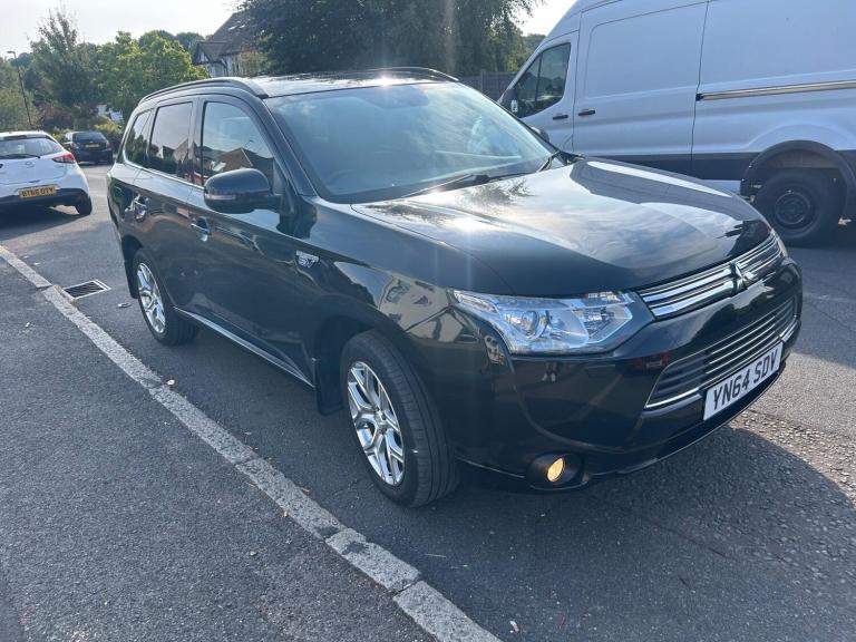 Mitsubishi Outlander 2.0h 12kWh GX4hs CVT 4WD Euro 5 (s/s) 5dr Petrol/Electric Hybrid Automatic