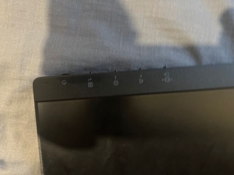 Lenovo Laptop Screen/Monitor – Good Condition