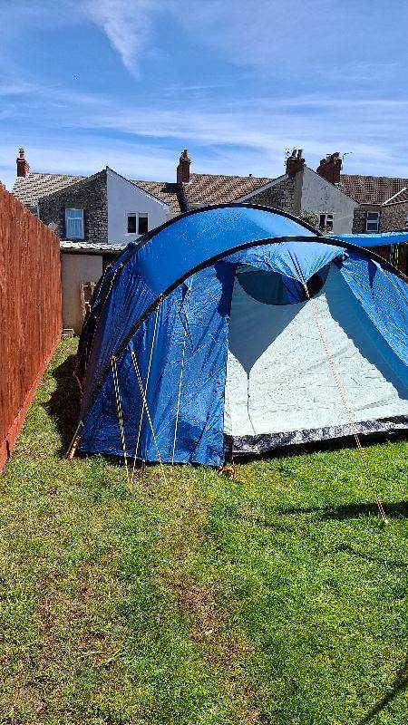 Vango vista 800 blue 8 berth tent, very good condition.