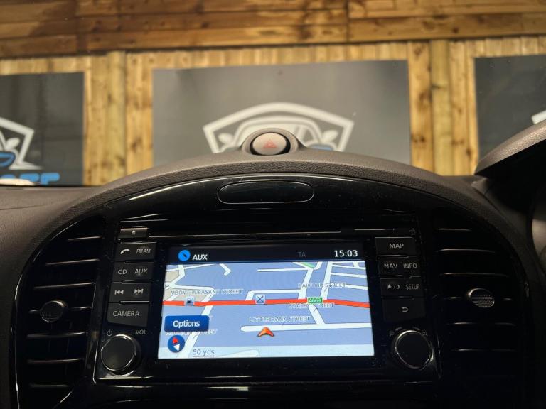 2013 Nissan Juke 1.6 Acenta 5dr CVT [Premium Pack] HATCHBACK PETROL Automatic